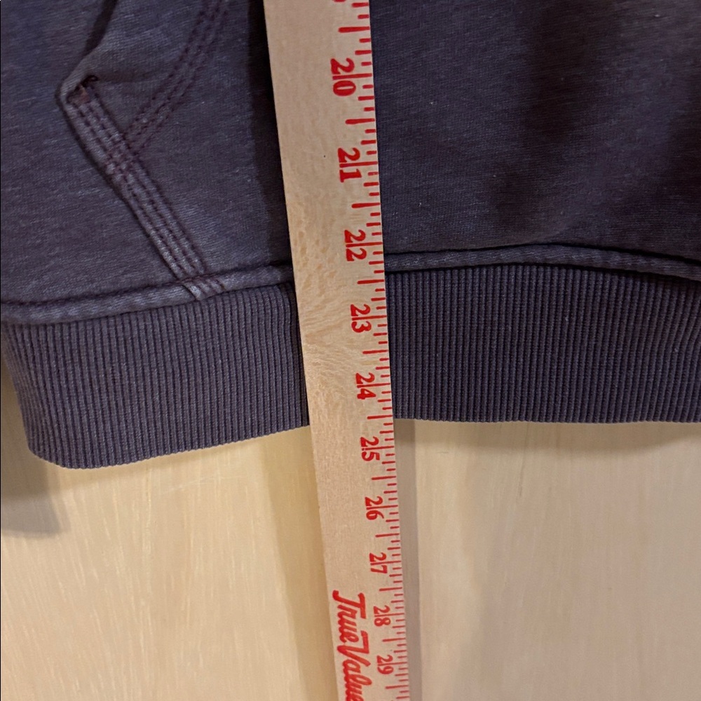 Carhartt Women’s light muted purple Hoodie. XS - Picture 3 of 7